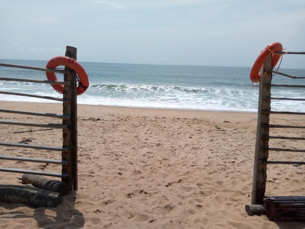 Piccola Beach Sassako Begniny 外观 照片